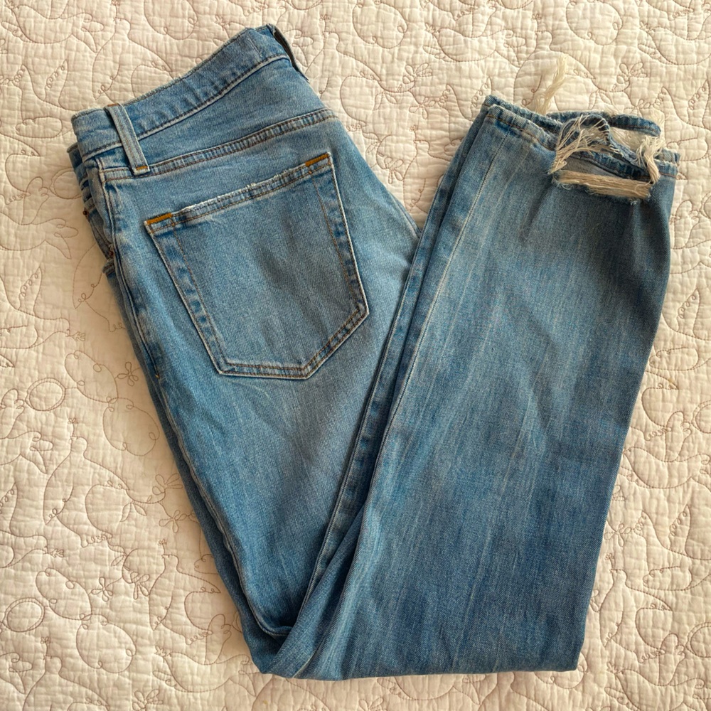 Abercrombie & Fitch Distressed Ankle Denim Jeans